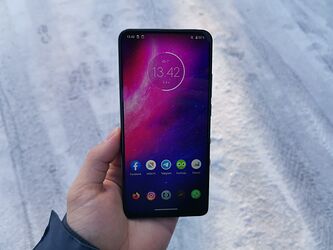 Motorola One Hyper